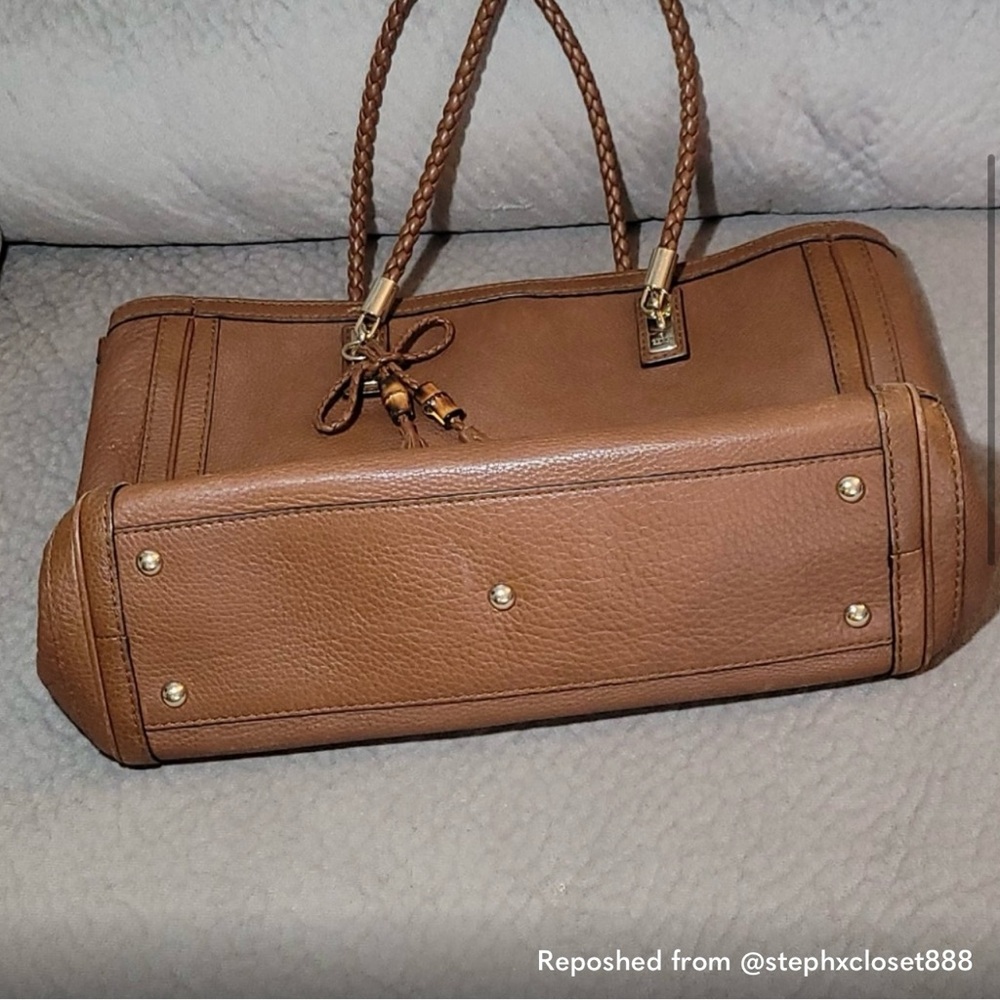 Authentic Gucci Bamboo Bella Tote - Picture 4 of 13